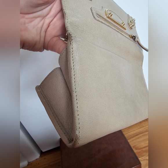 Authentic BALENCIAGA Metallic Edge Long snap wallet. - Picture 13 of 16